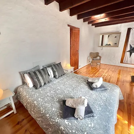 Schoen Eingerichtetes La Yazmina Holiday home