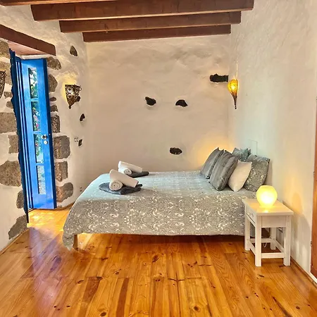 Schoen Eingerichtetes La Yazmina Holiday home *