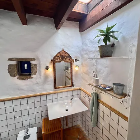 Schoen Eingerichtetes La Yazmina Holiday home Uga